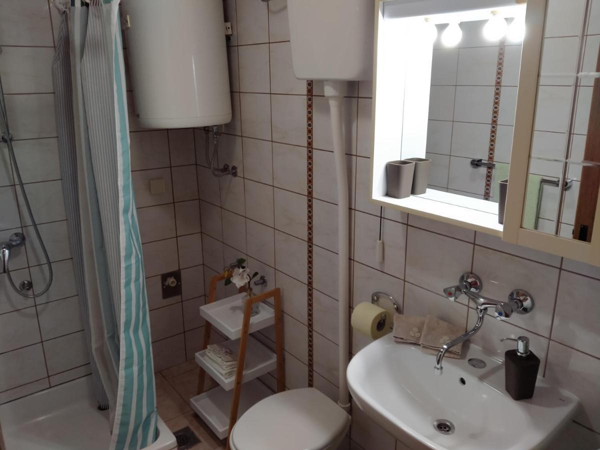 Apartman Avsec Krk Town Exterior foto
